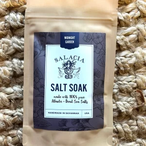 Midnight Garden Salt Soak